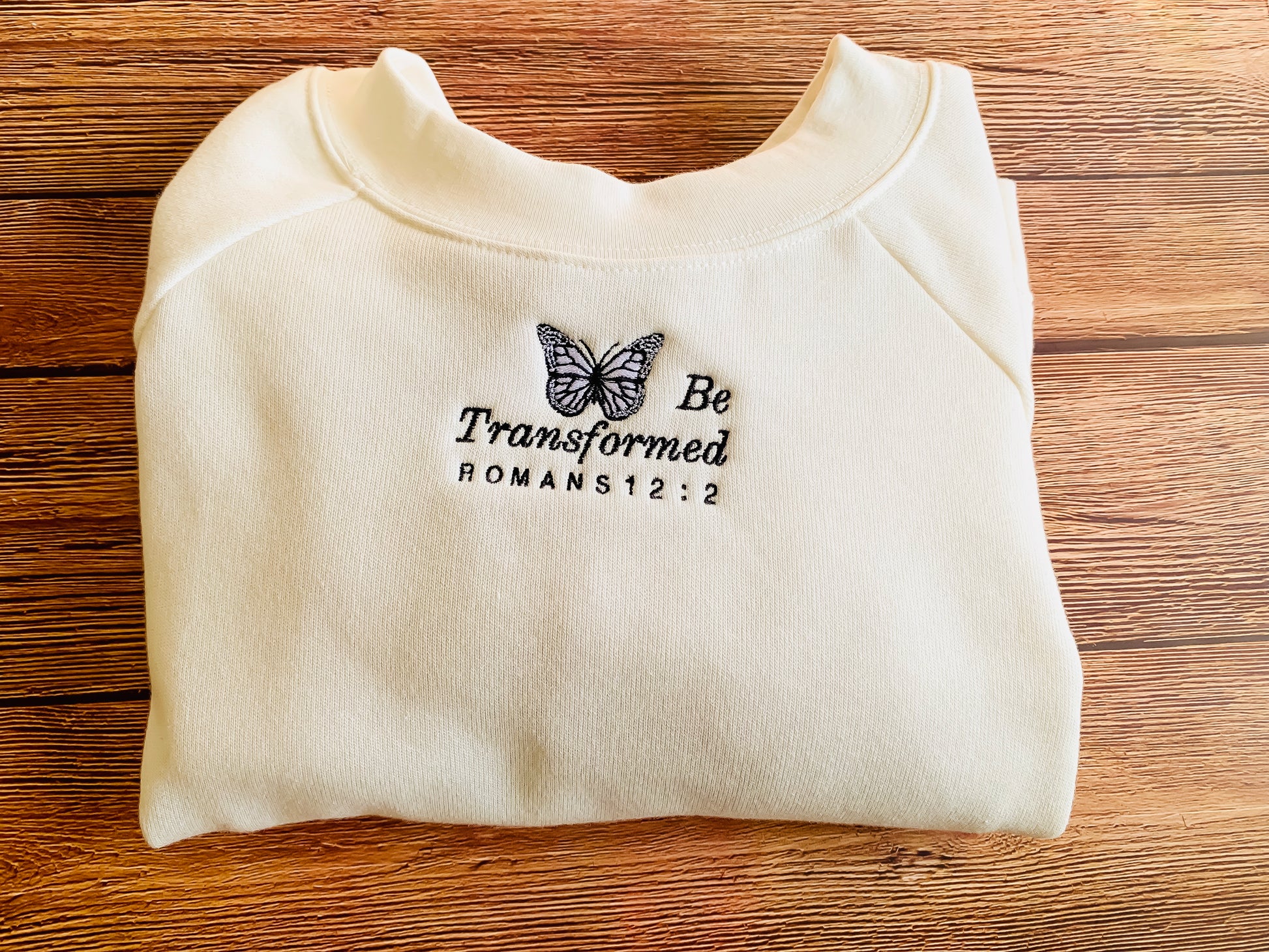 Be Transformed Embroidered Sweatshirt - DRESS FOR THE KING